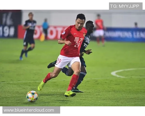 鲁能与恒大巅峰对决360直播全程回顾精彩瞬间与战术分析